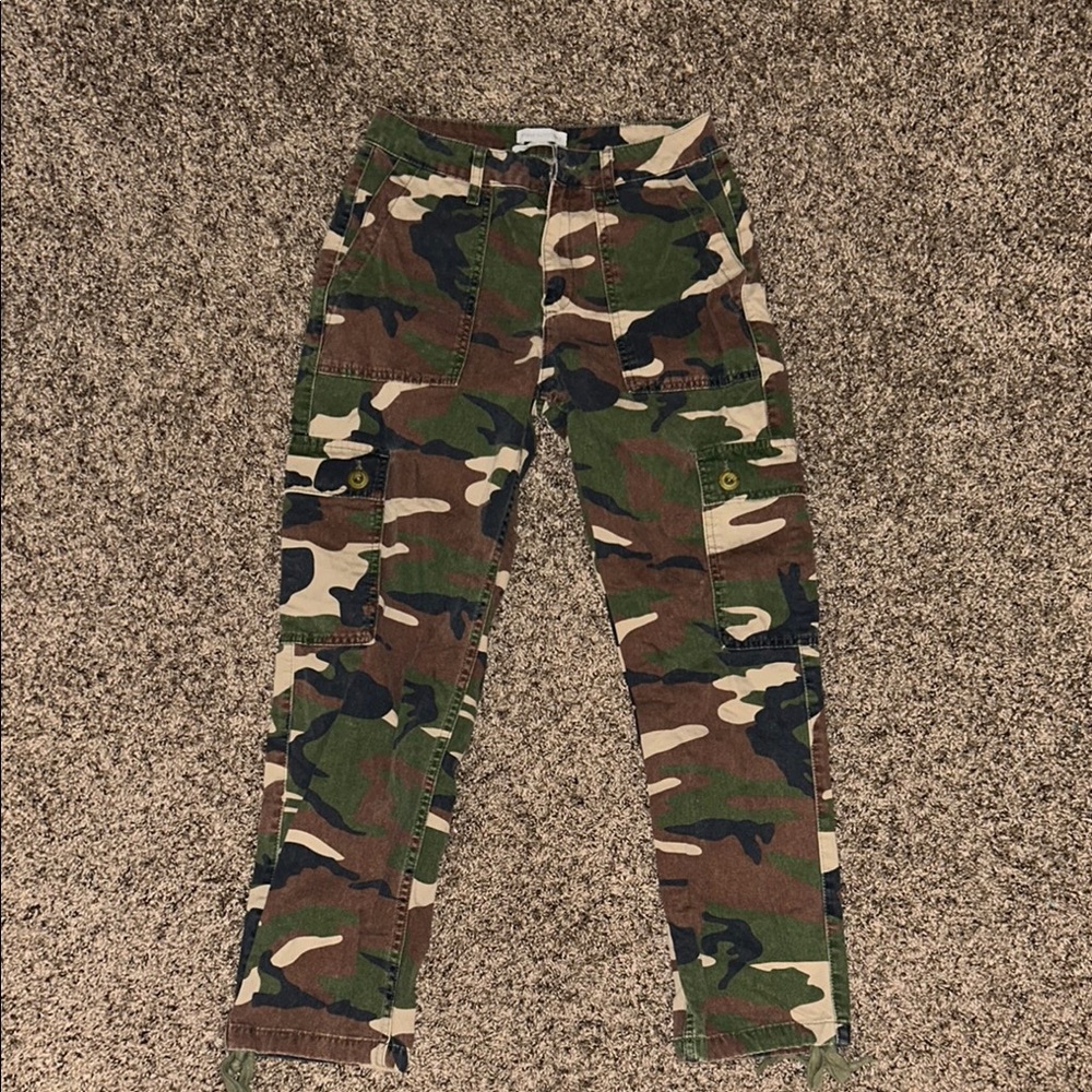 Urban Outfitters Green and Brown Casual Camouflage Pants